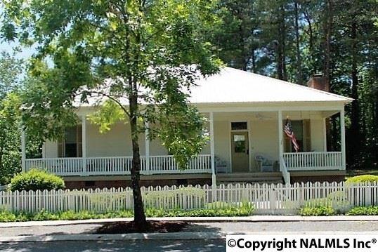 301 Main Street - Photo 1