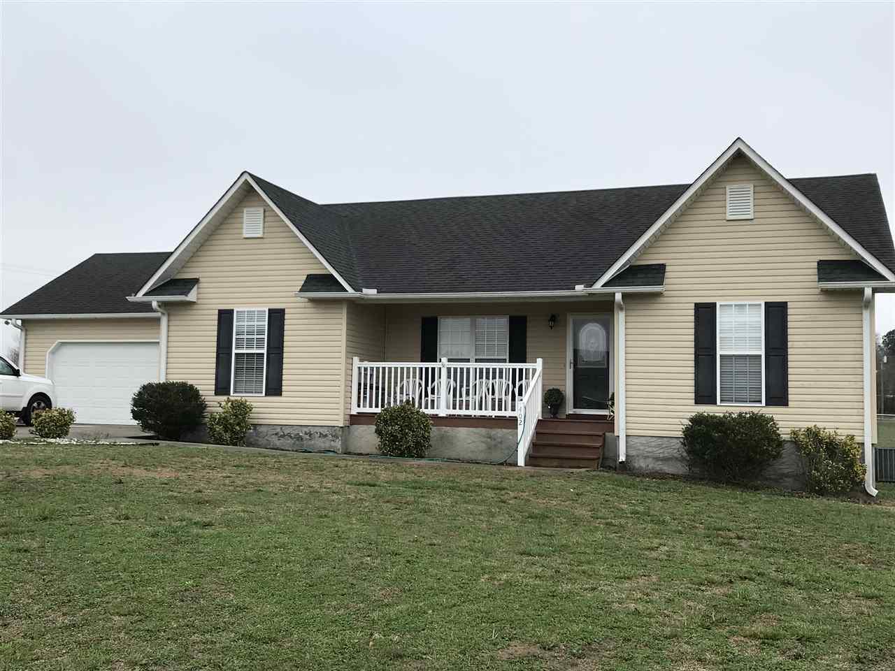 402 Land Circle - Photo 1