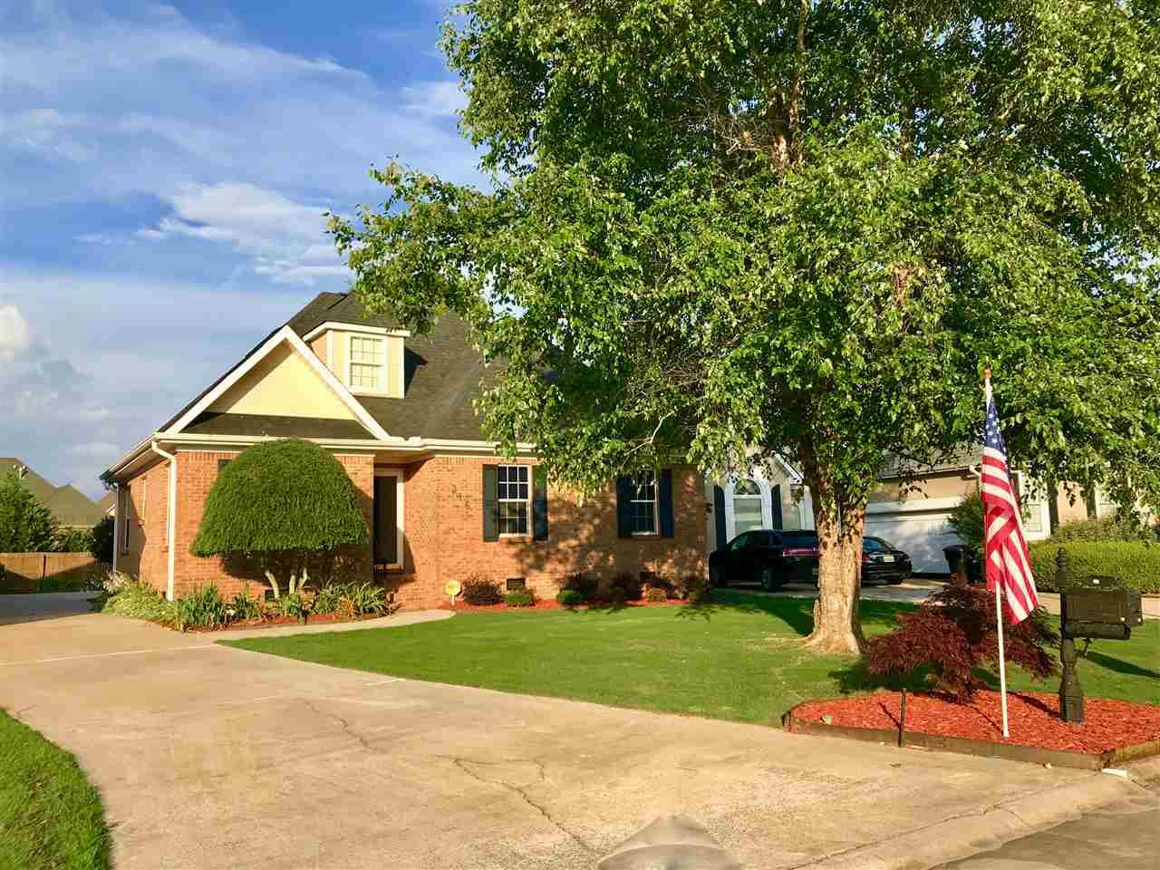 316 Lakepoint Drive - Photo 1
