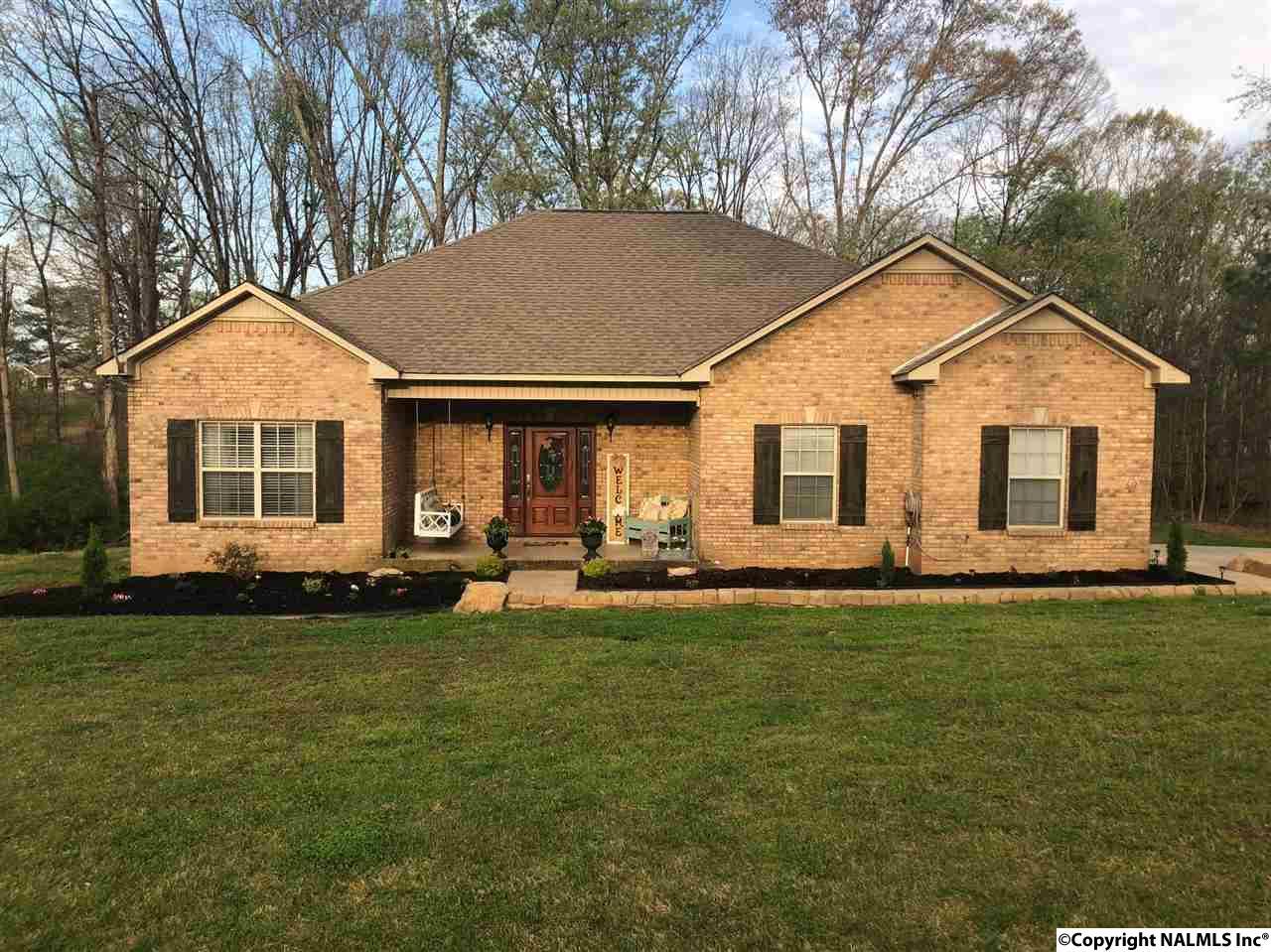 612 South Mountain Drive - Photo 1