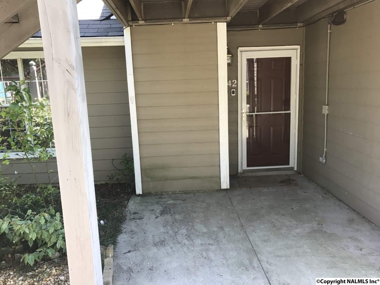 142 Waters Edge Lane - Photo 1