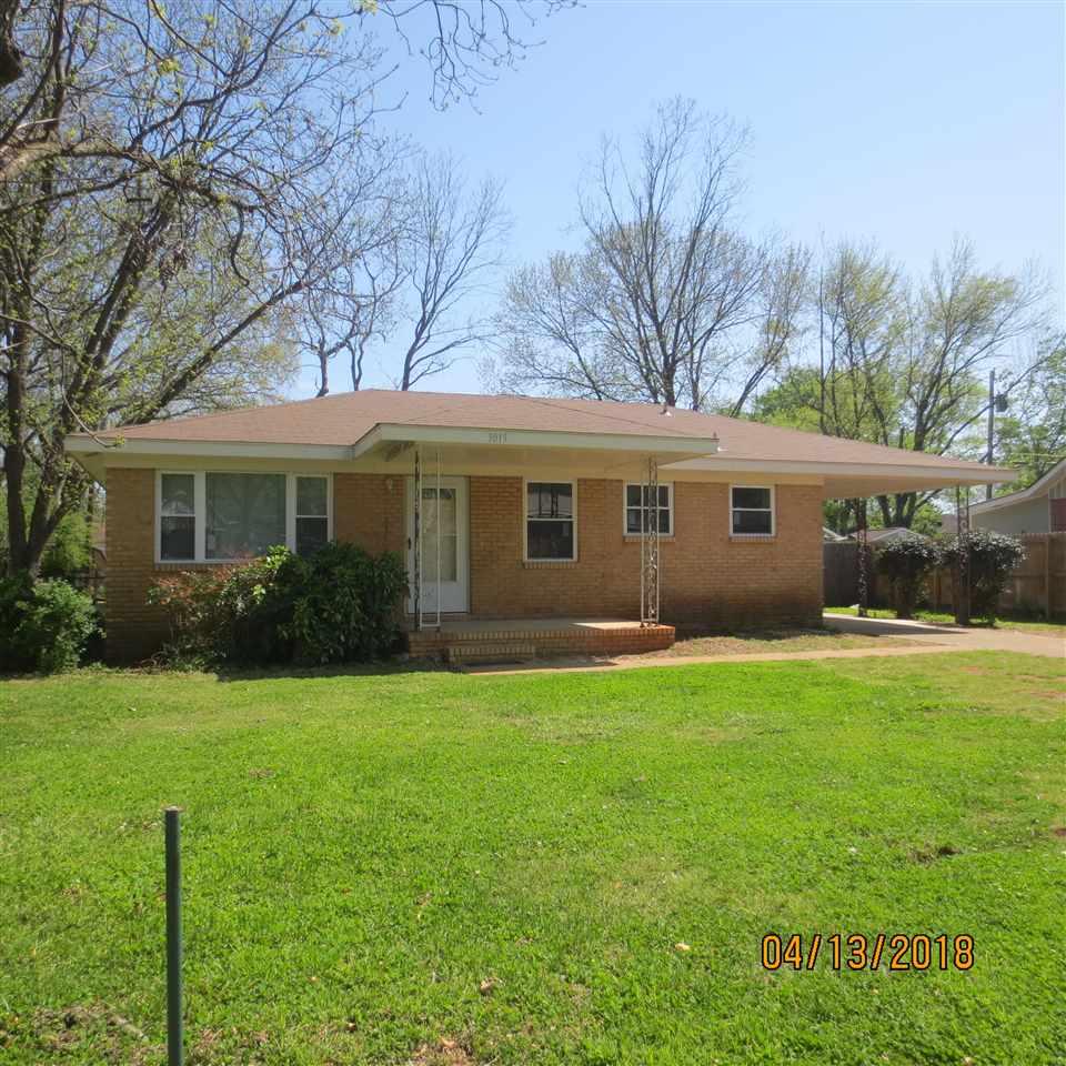 3015 Holiday Drive - Photo 1
