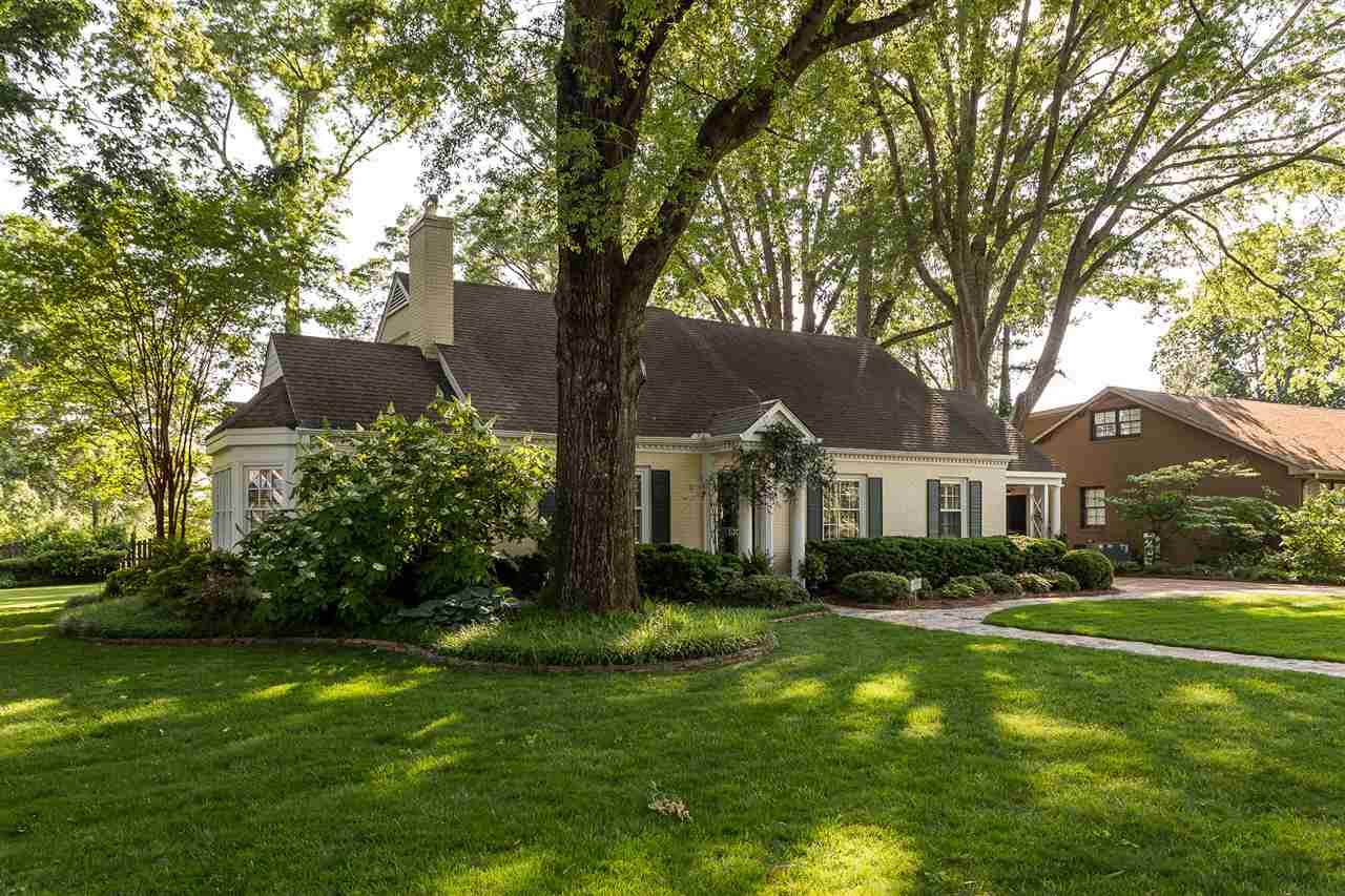 1304 Sierra Blvd - Photo 1