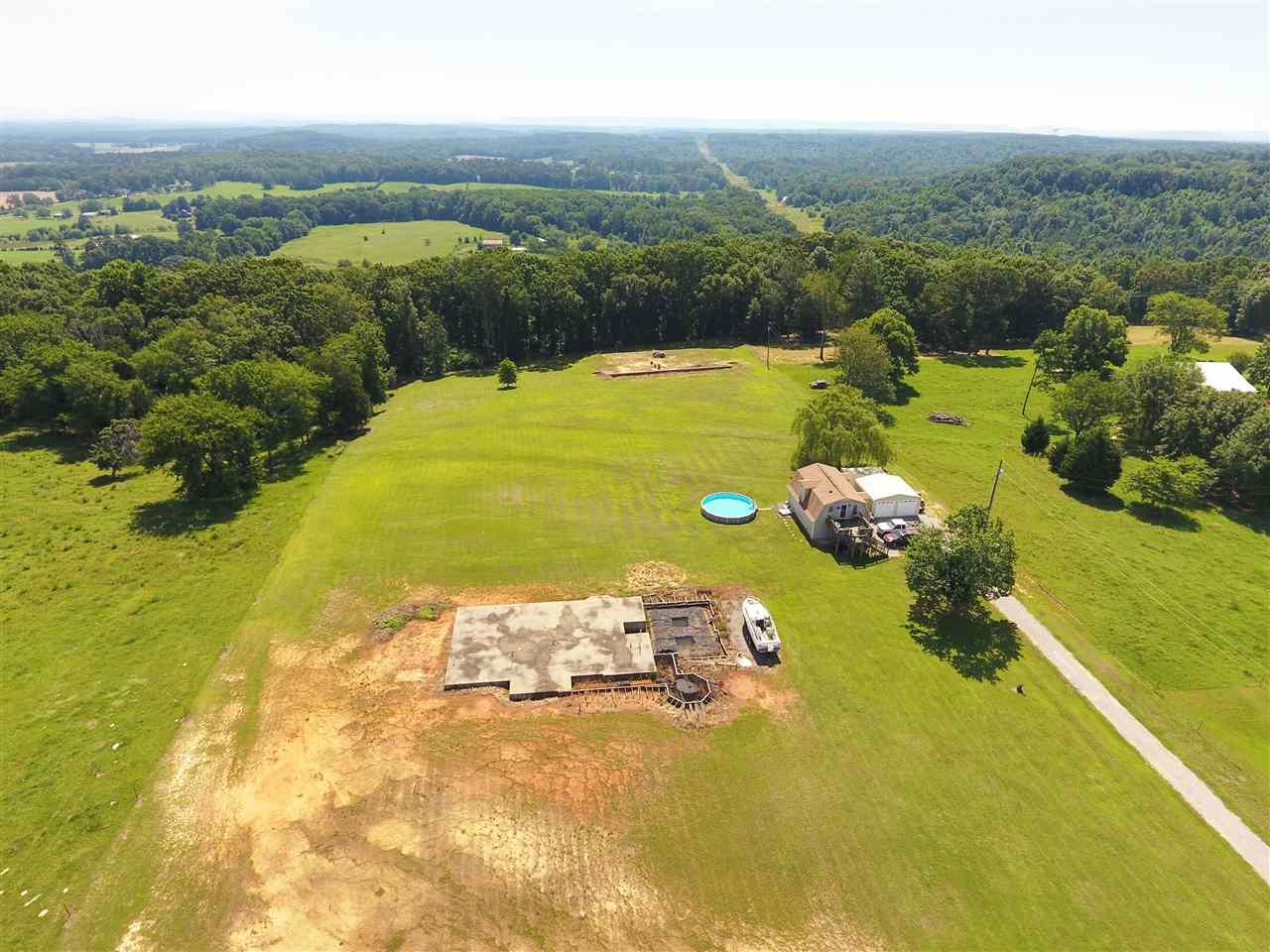 990 Thompson Road Ne - Photo 1