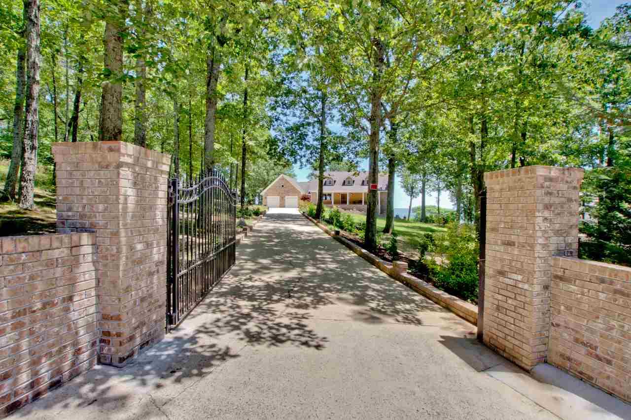835 Mountain Heights Ridge - Photo 1