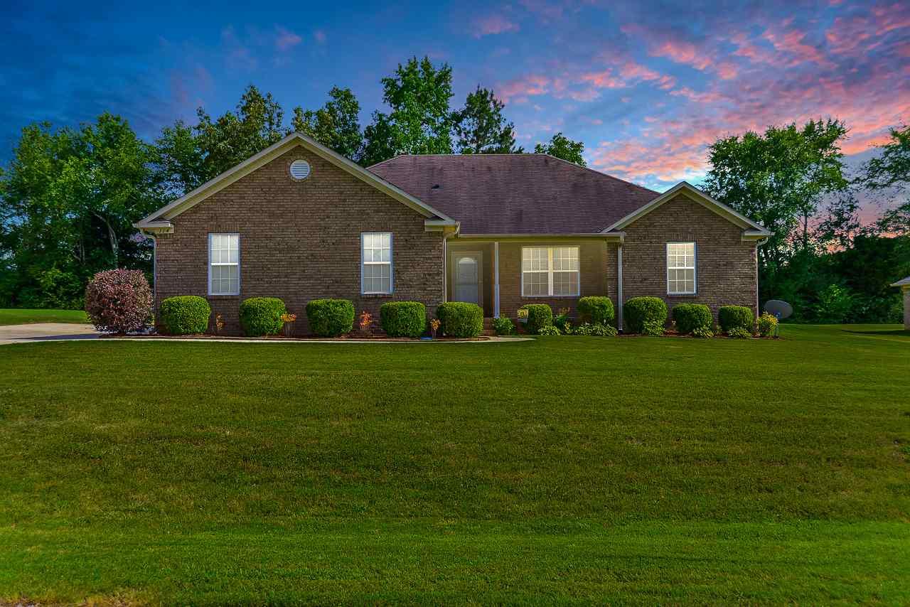 114 Eagle View Drive - Photo 1