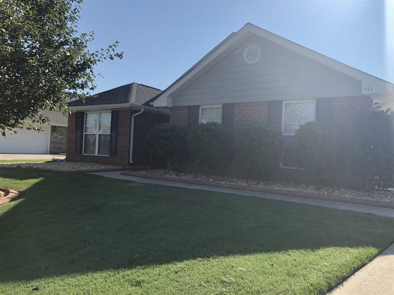 111 Blanchard Place - Photo 1