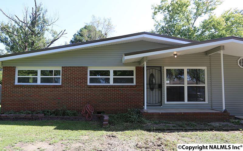 1710 Buena Vista Circle - Photo 1