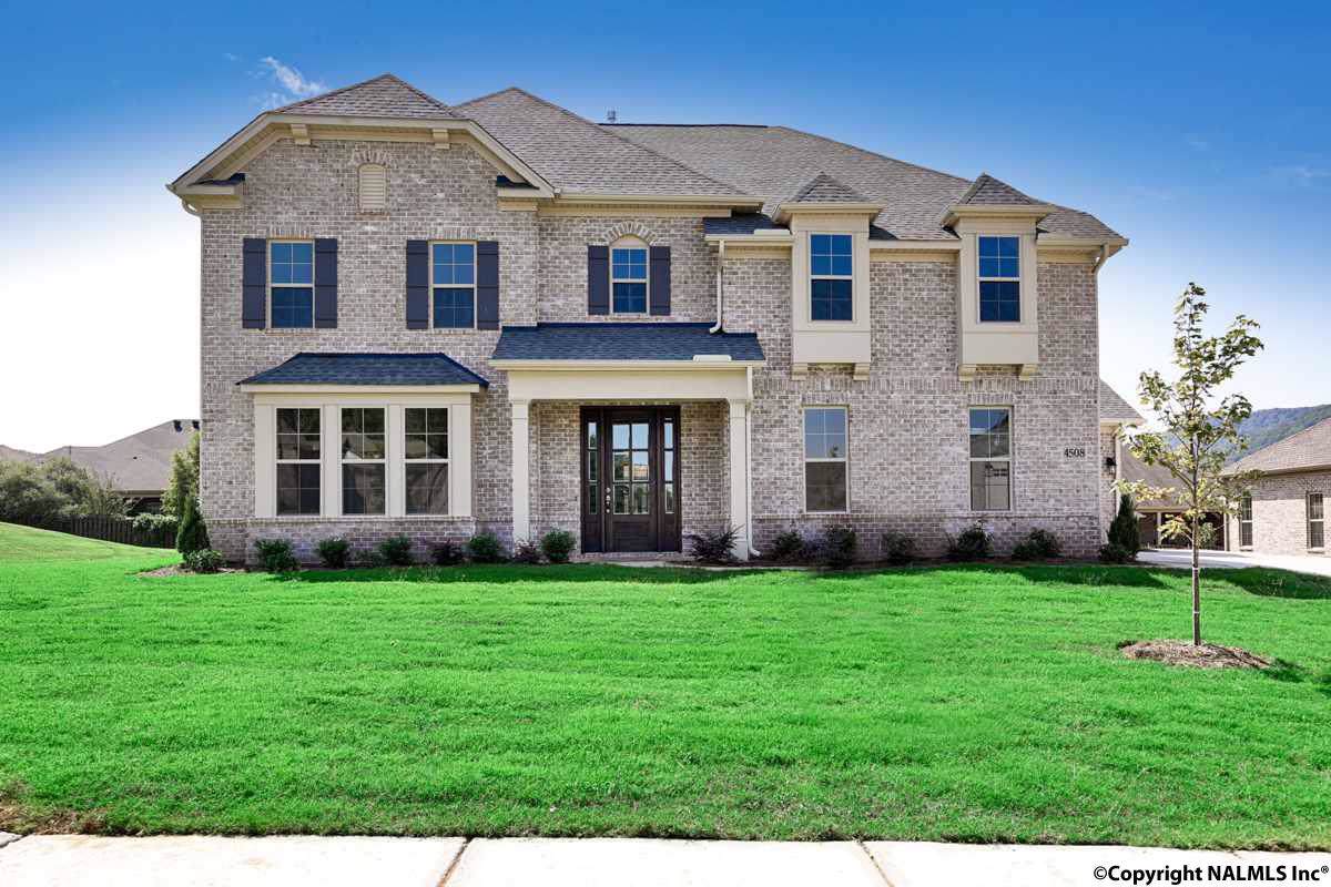 4508 Clyde Circle - Photo 1