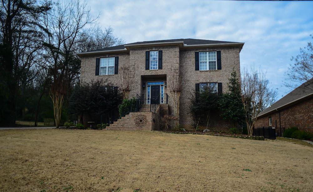 4012 Heatherhill Drive - Photo 1