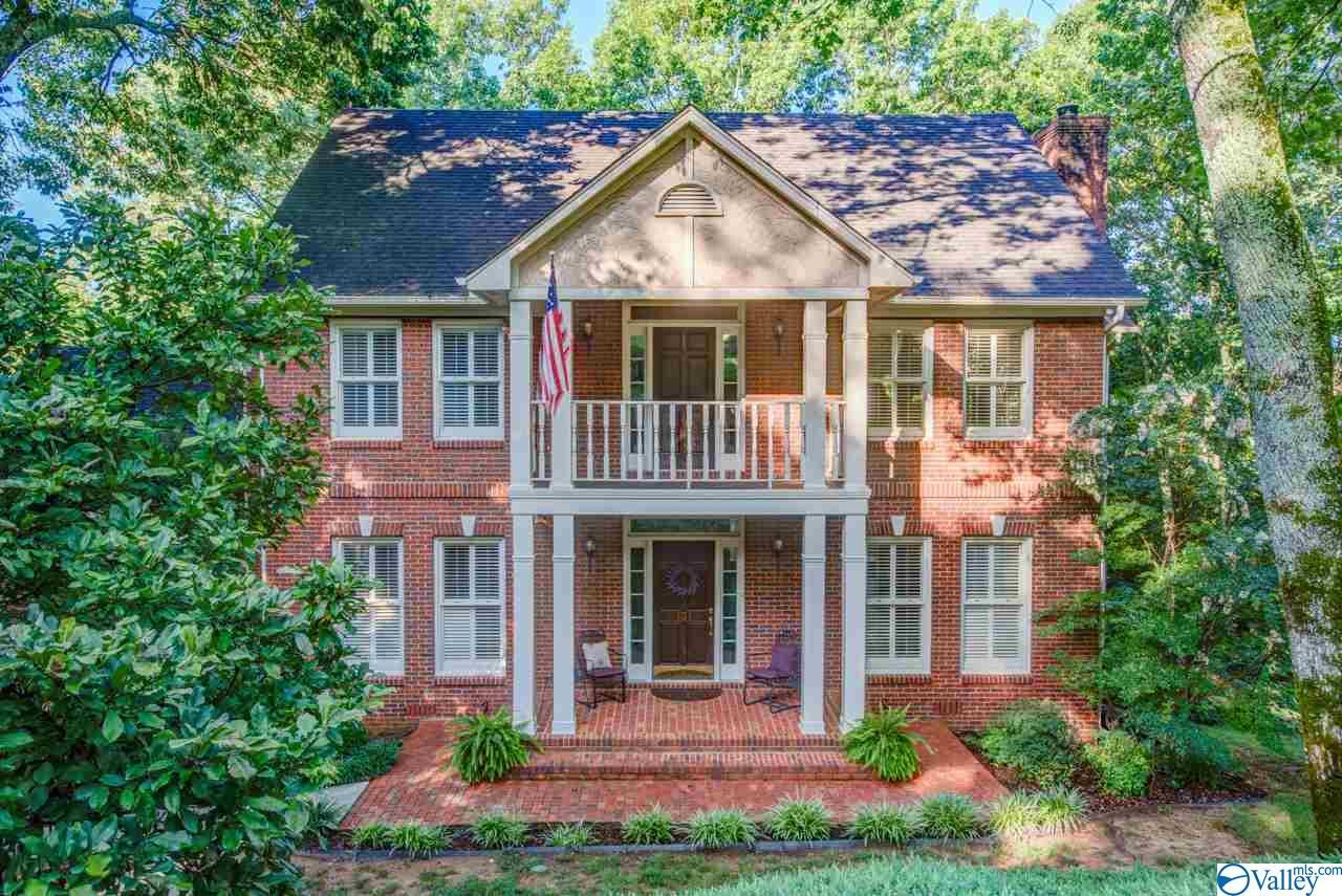 131 Kensington Drive - Photo 1
