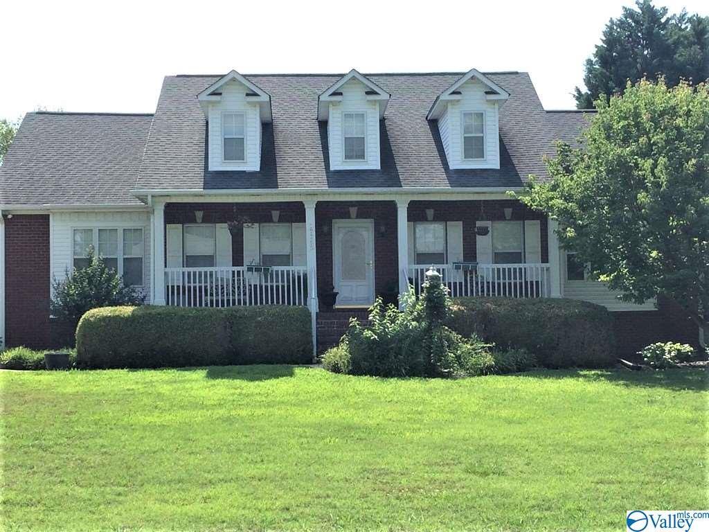 17765 Elles Drive - Photo 1