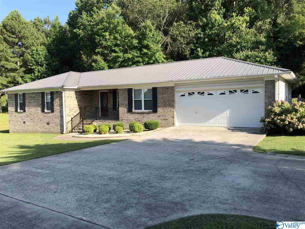 915 Sundown Drive - Photo 1
