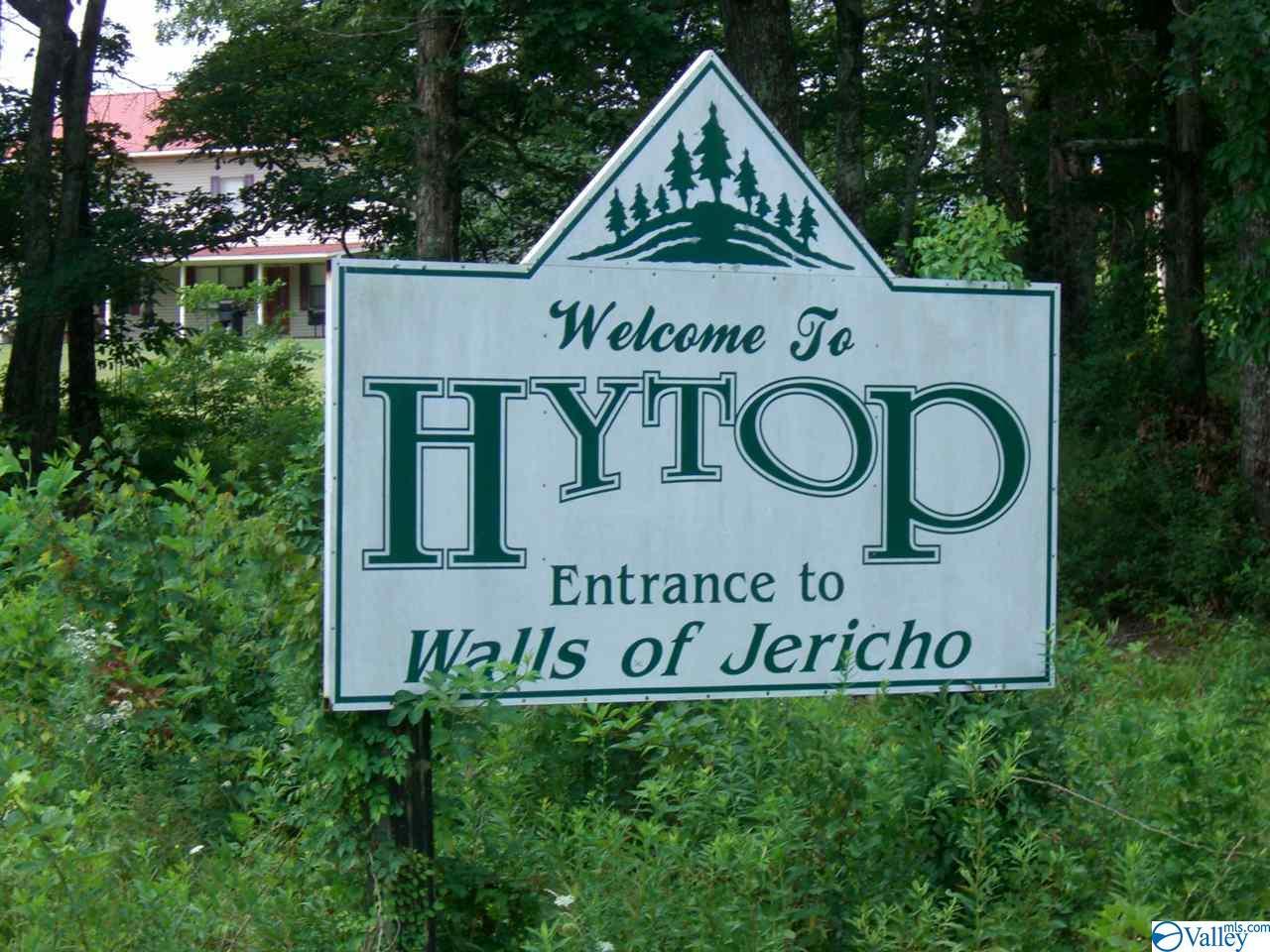 Highway 79 - Photo 1