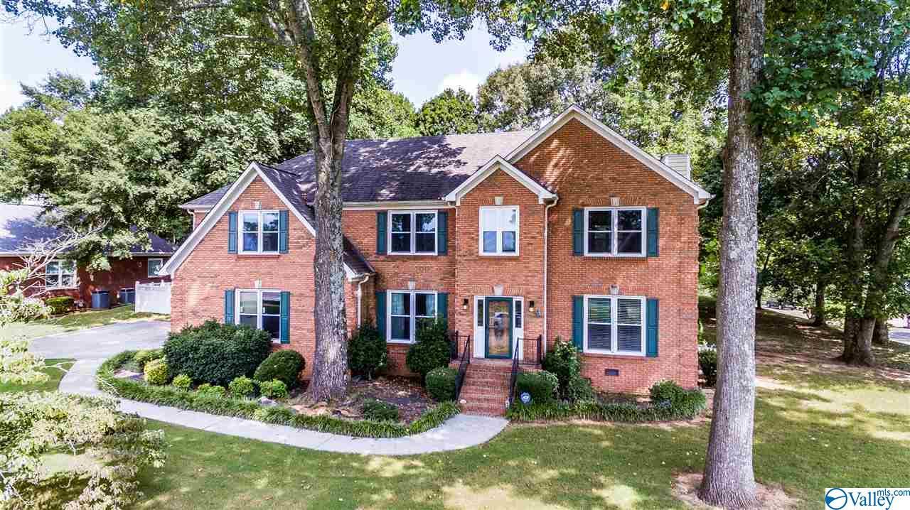 209 Cheswick Drive - Photo 1