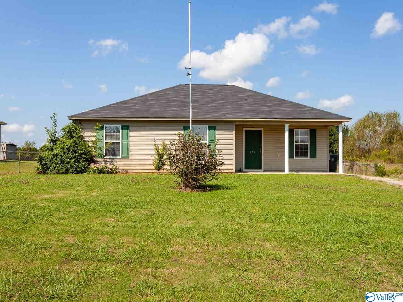 178 Travis Drive - Photo 1