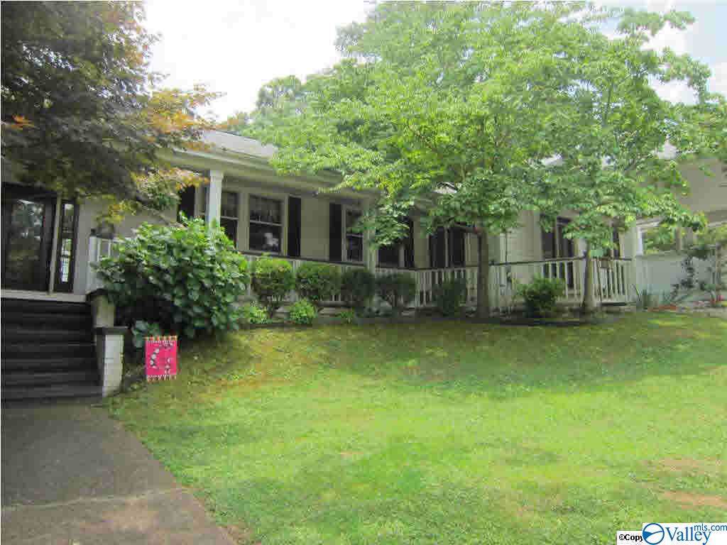 2111 Brown Street - Photo 1