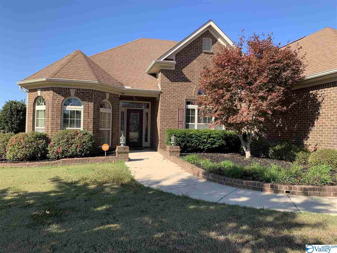 105 Preston Wood Drive - Photo 1