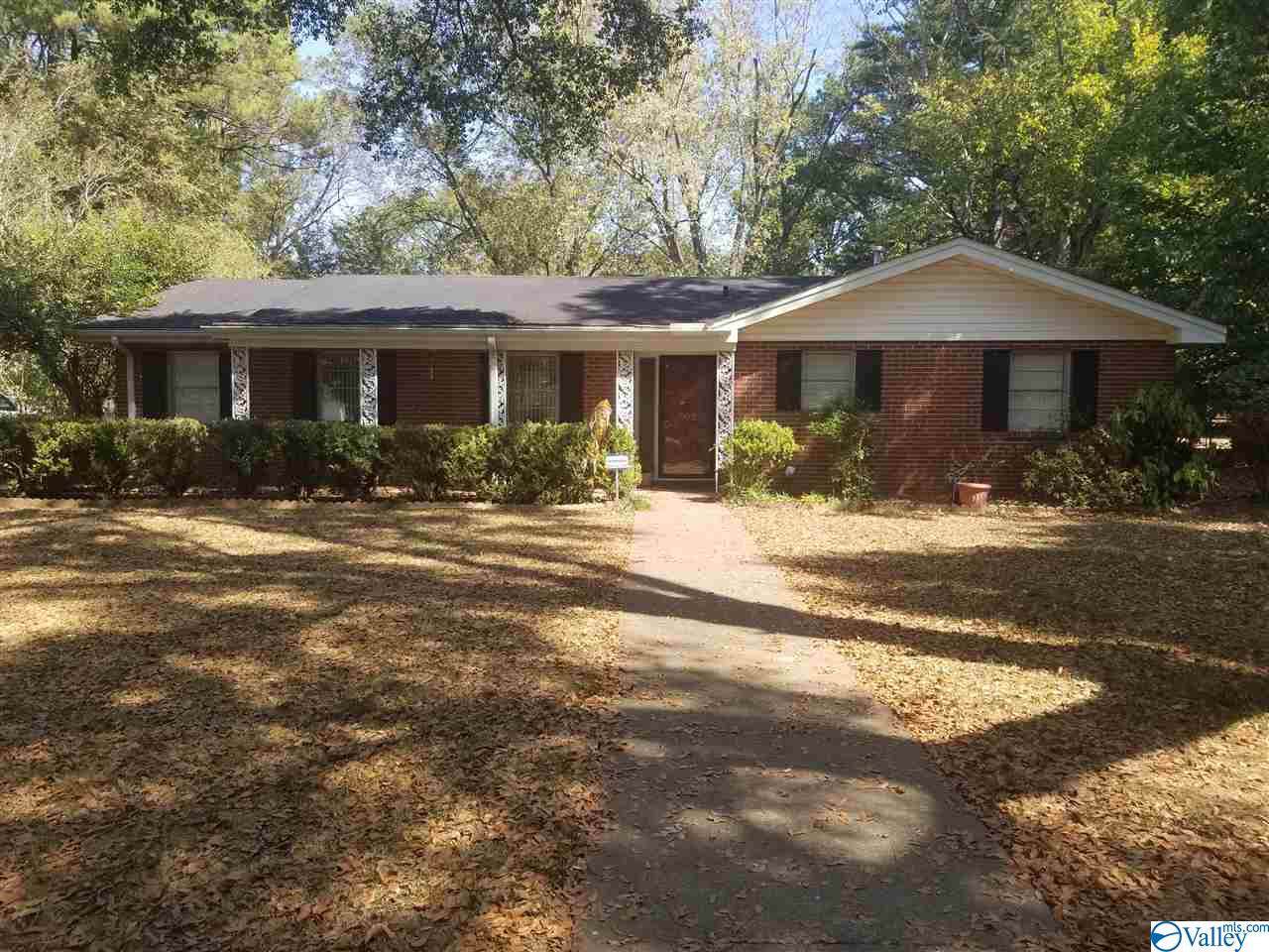 702 14TH AVENUE - Photo 1