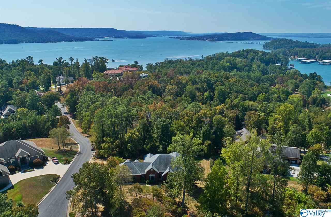1015 Heritage Drive - Photo 1