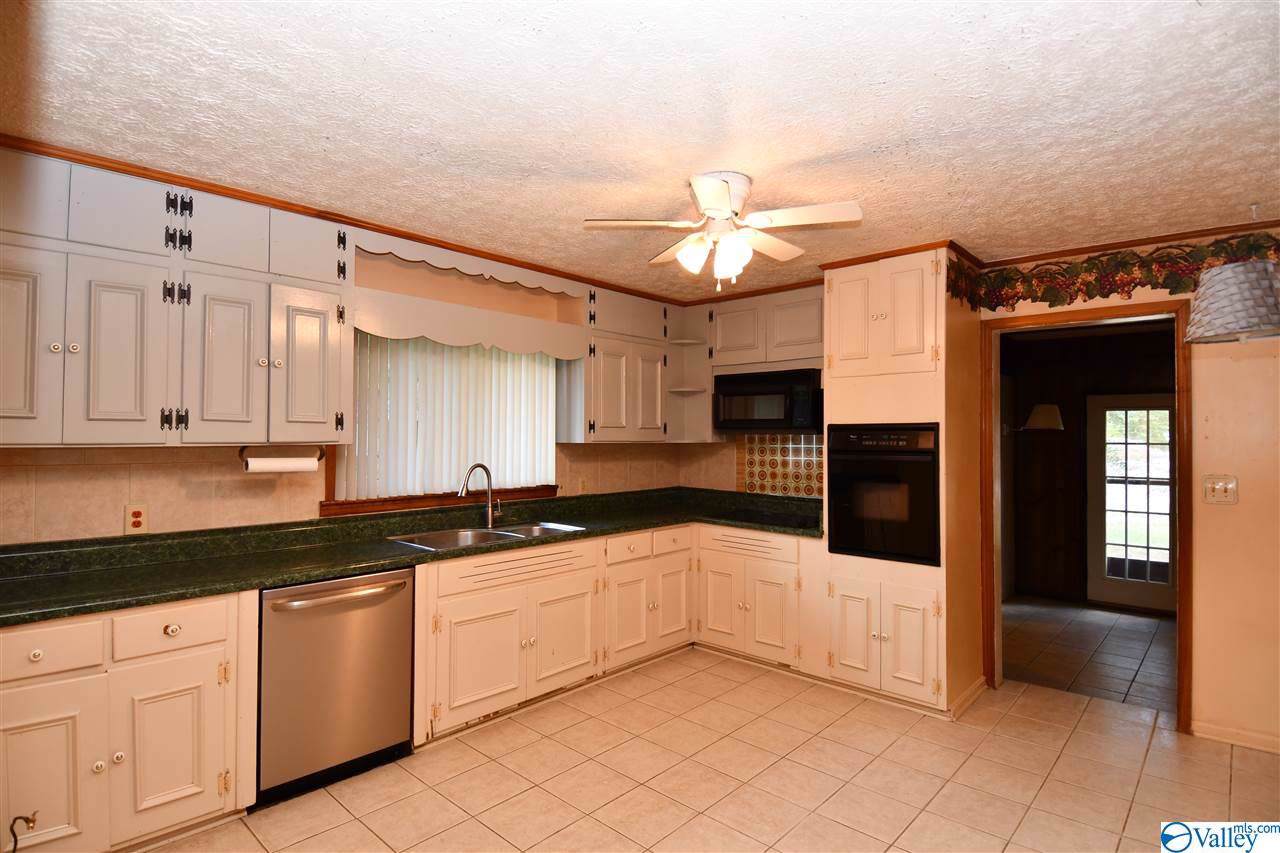 2500 Noccalula Road - Photo 1