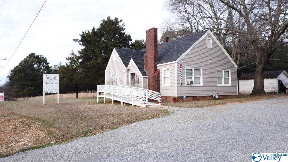 2642 Hwy 31 - Photo 1