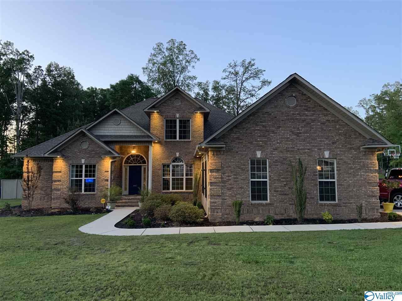 401 Mimosa Lane - Photo 1