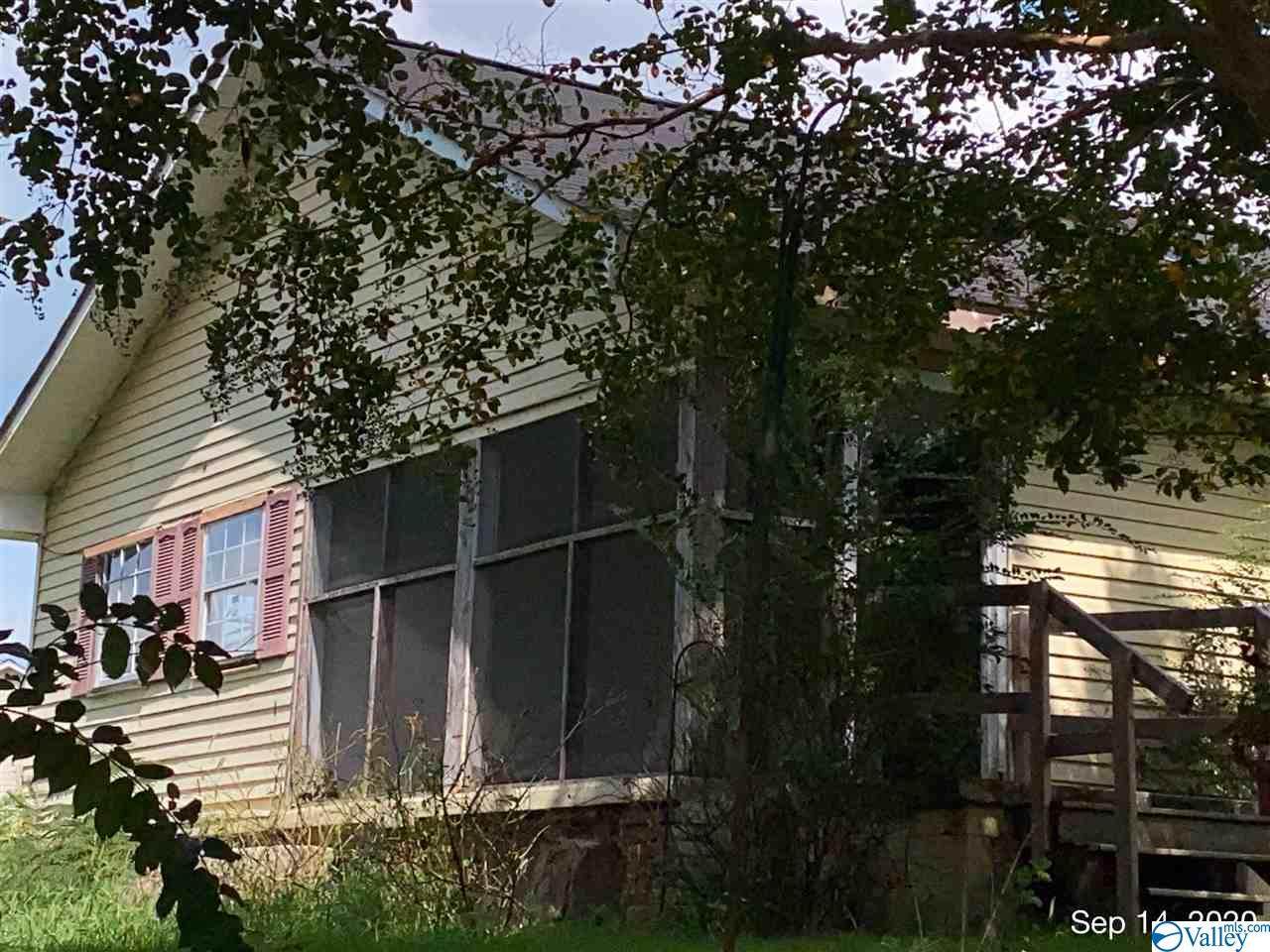 240 County Road 1215 - Photo 1