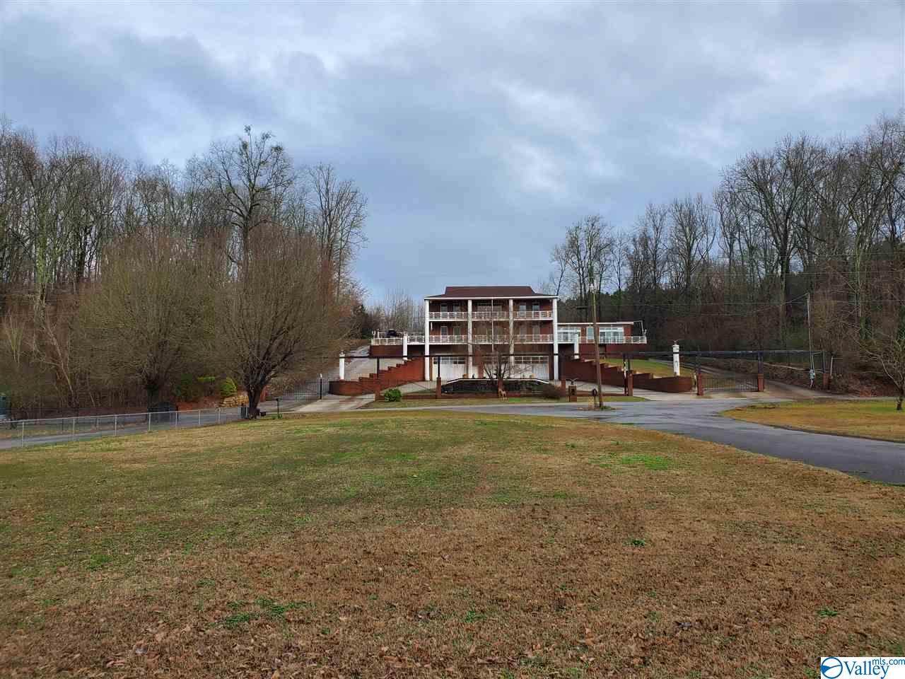 1021 County Road 578 - Photo 1