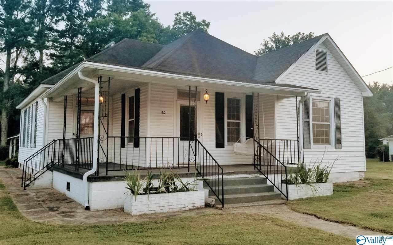 160 Maple Boulevard - Photo 1
