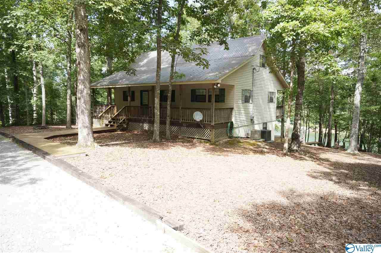 18 County Road 3902 - Photo 1