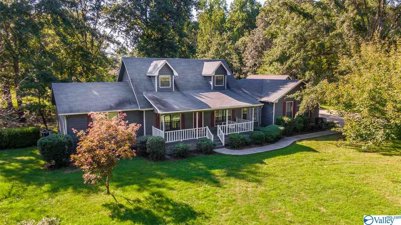 1310 Oakhill Drive - Photo 1