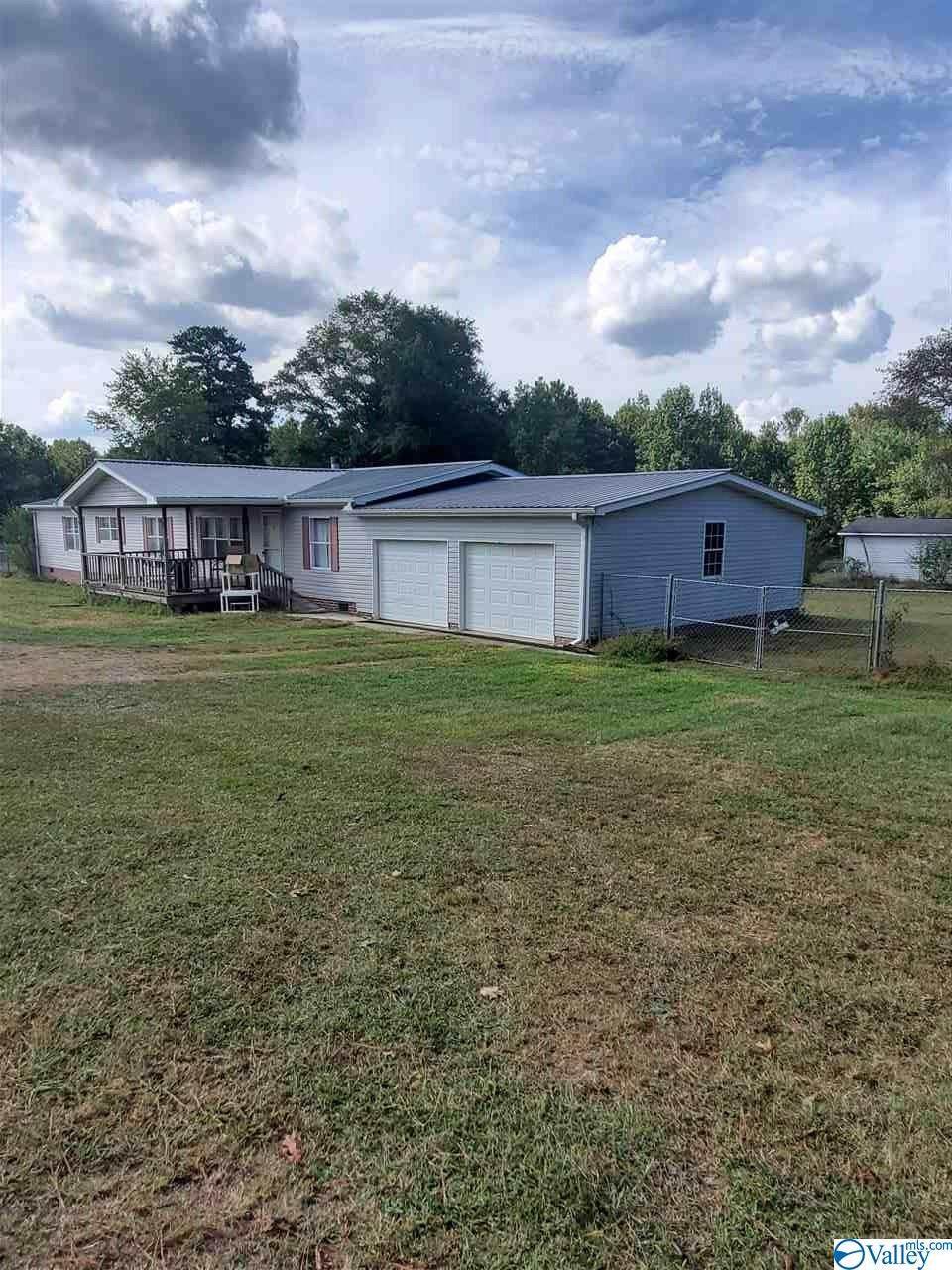 1381 County Road 372 - Photo 1