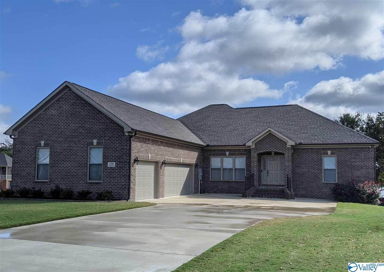129 Lake View Drive - Photo 1