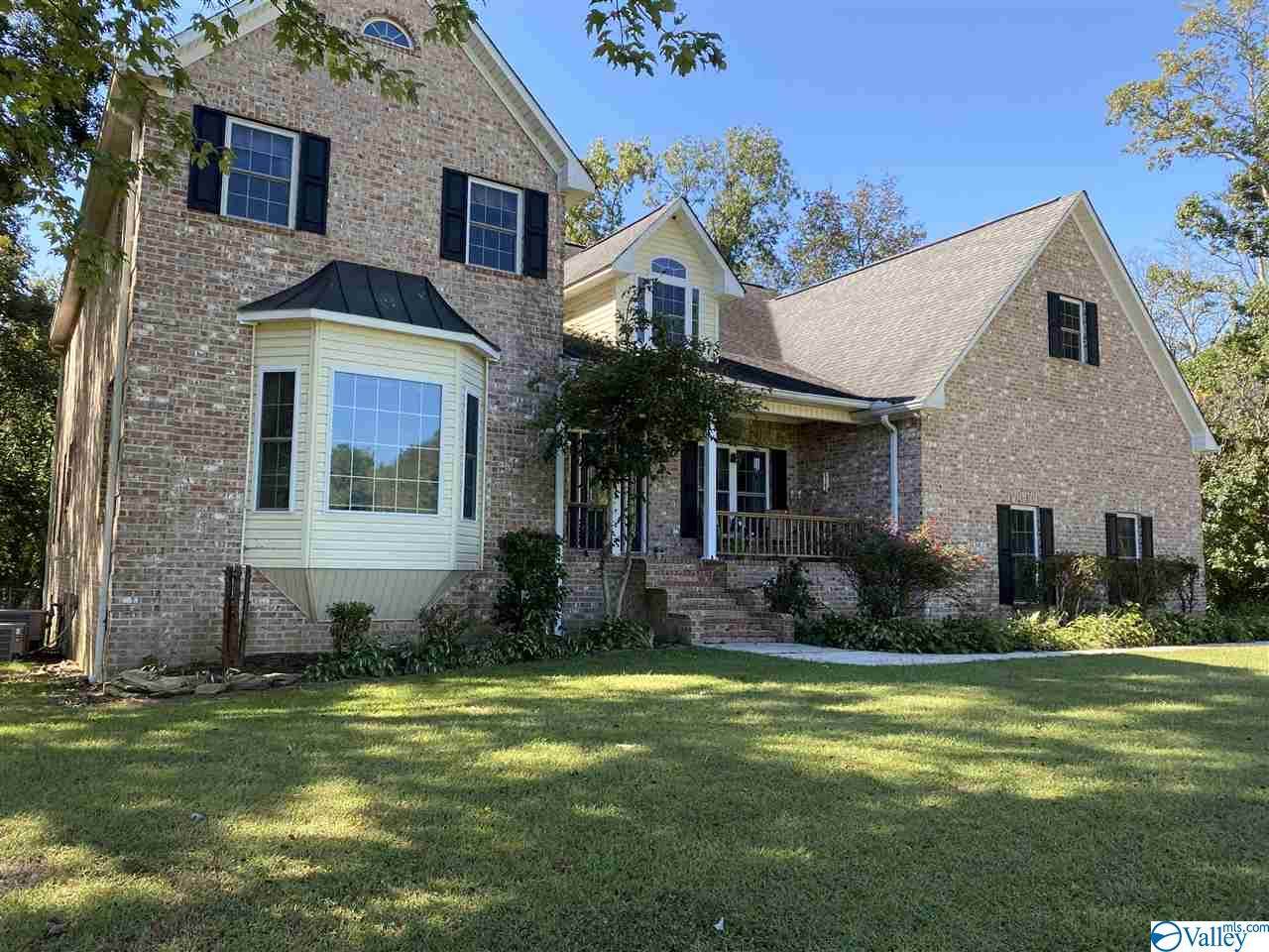445 Summerville Road - Photo 1