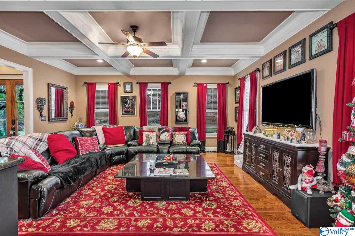 197 West Lake Circle - Photo 1