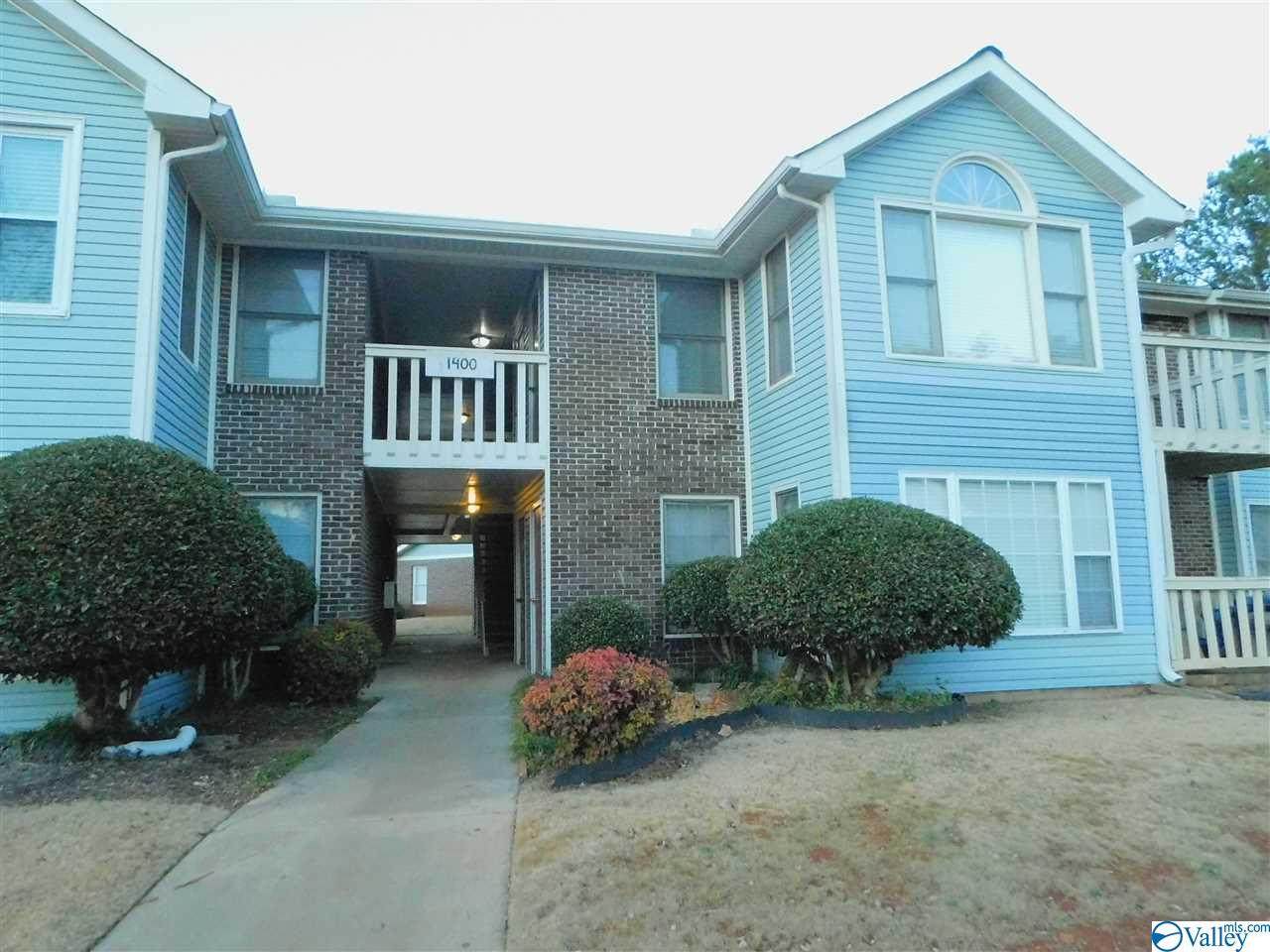 1404 Liberty Drive - Photo 1