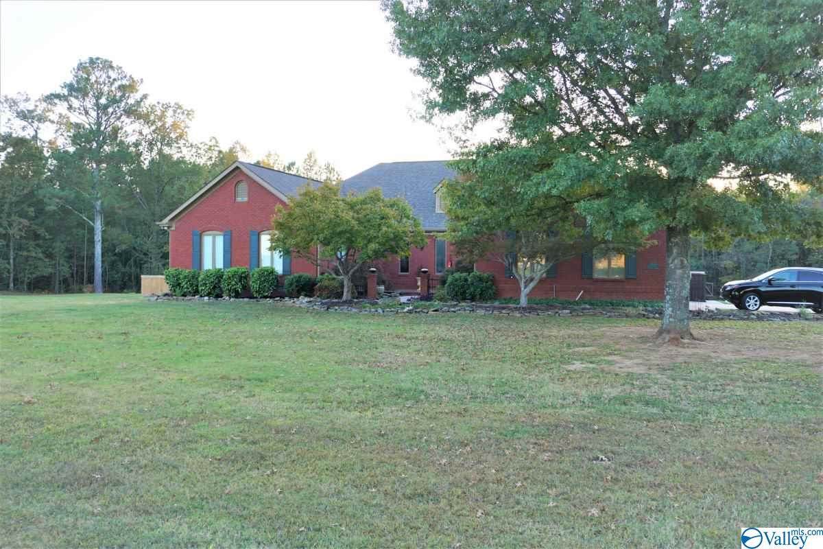 18289 Yarbrough Road - Photo 1