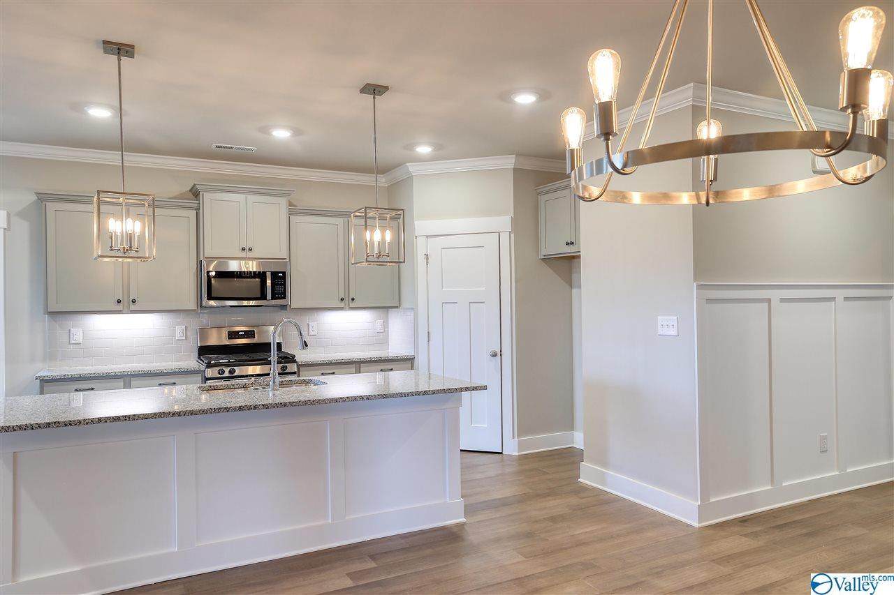 120 Hudson River Drive - Photo 1