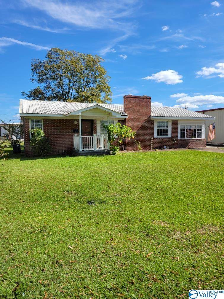 112 Mae Street - Photo 1