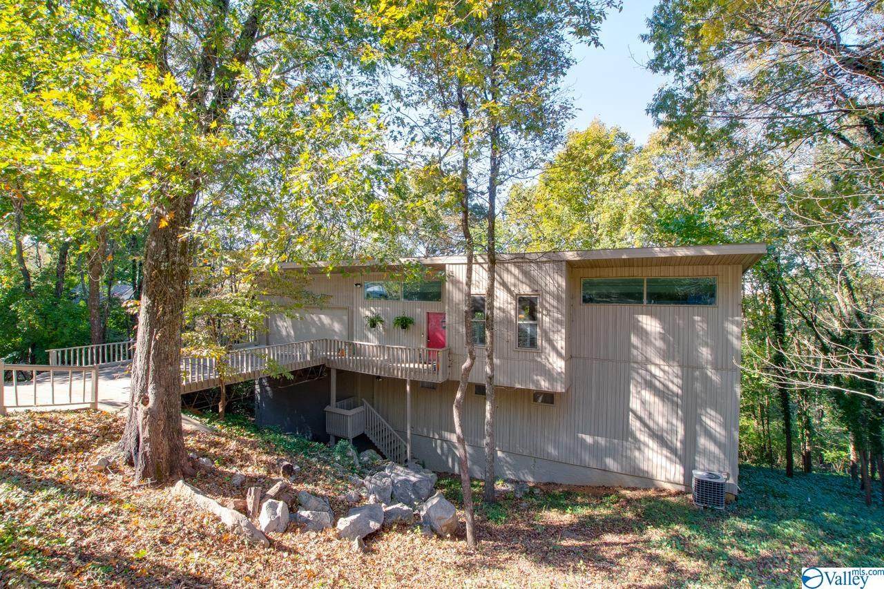 1809 Mountainbrook Drive - Photo 1