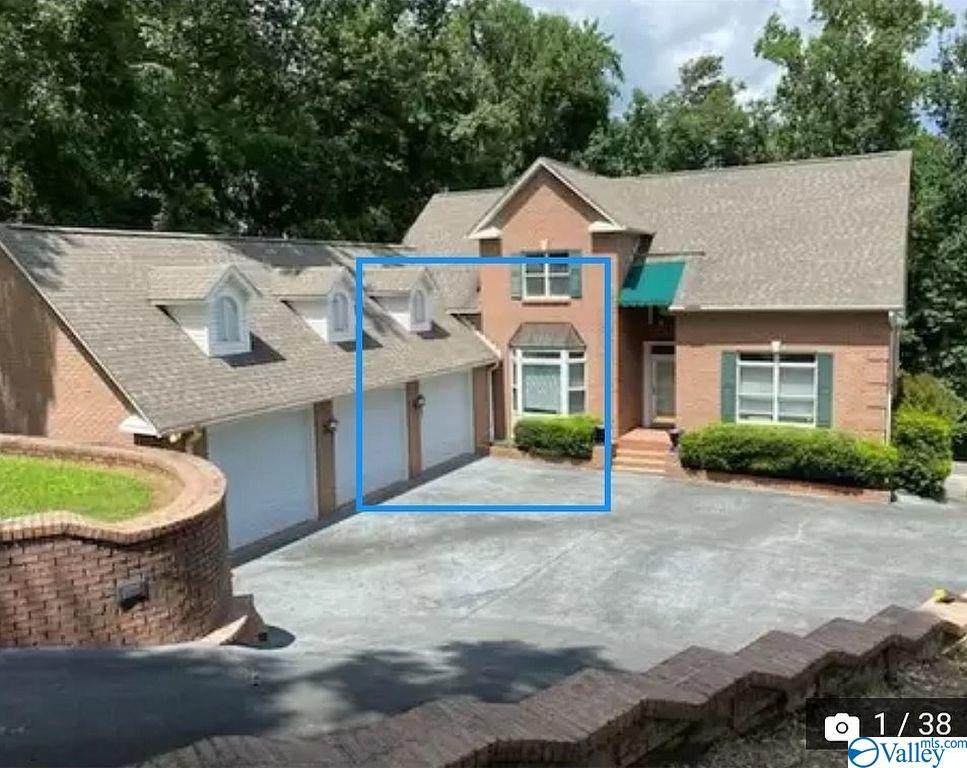 170 Harbor Close - Photo 1