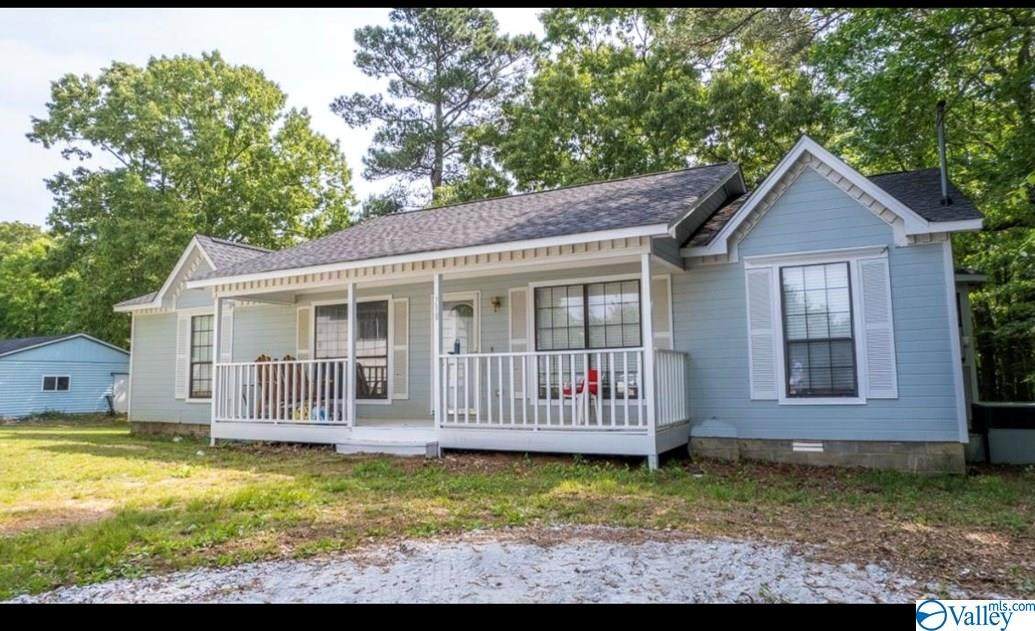 9718 Segers Road - Photo 1