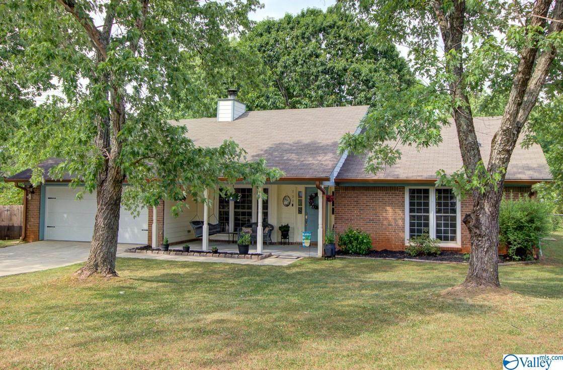 120 Bibb Drive - Photo 1