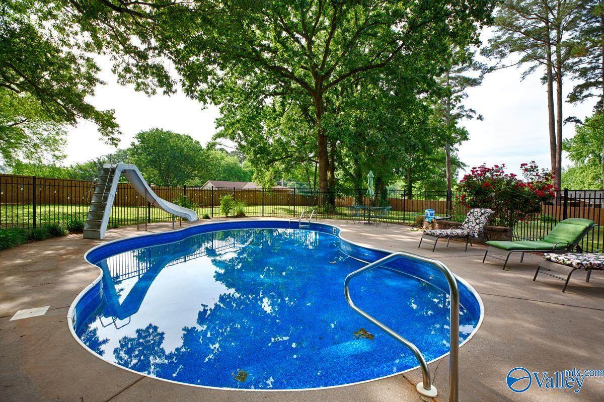 123 Northwood Drive - Photo 1