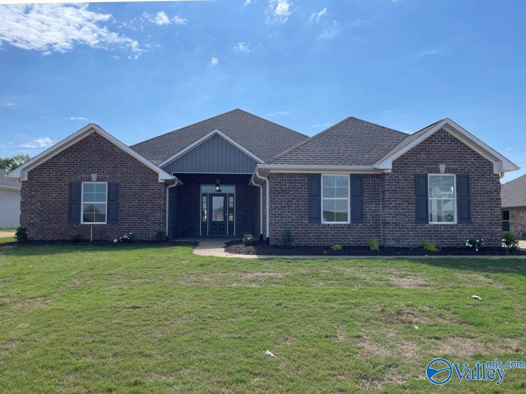 16842 Stonegate Drive - Photo 1