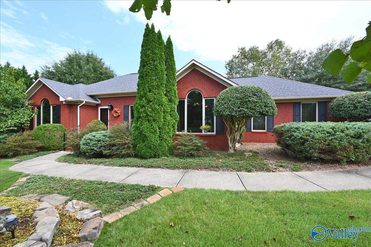 6102 Homestead Road - Photo 1