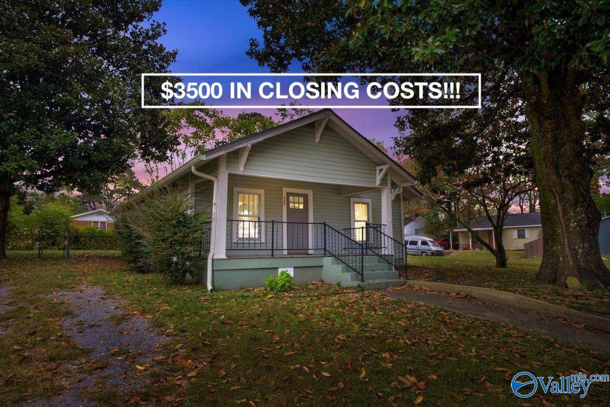 200 Sloss Street, Hartselle, AL 35640 (MLS 21845764) MarMac Real Estate