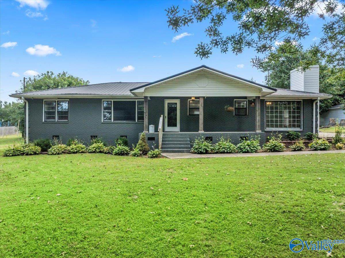 192 Lisa Lane - Photo 1