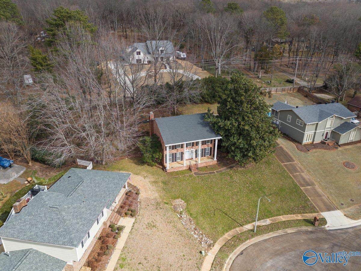 7800 Shadow Bend Drive - Photo 1
